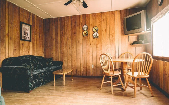Island Life Cottage