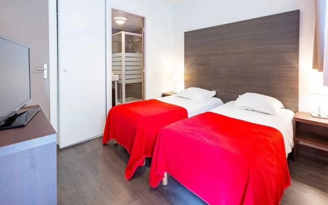 Twin Room Near Mont-saint-michel