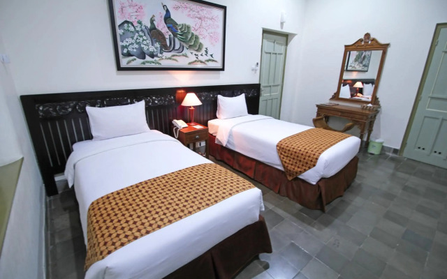The Kresna Hotel