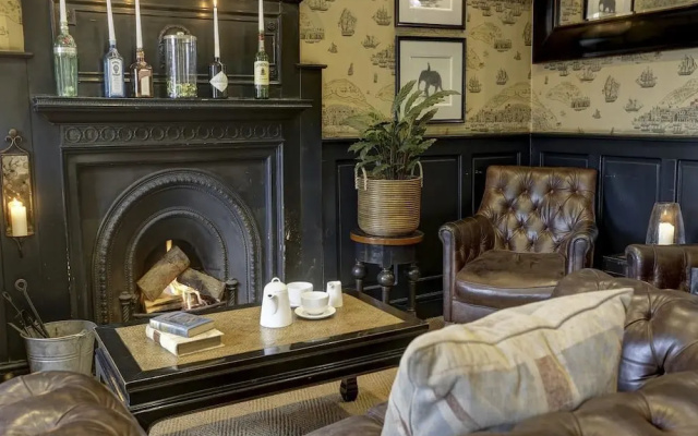 The Royal Hotel