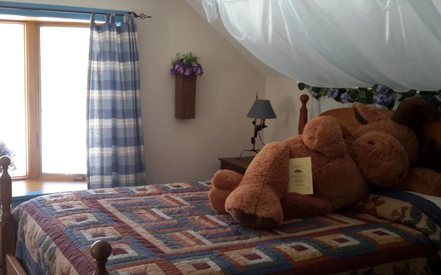 The Inn at Buck Hollow Farm