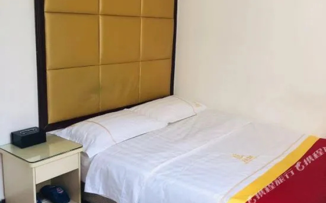 Shenzhen Futian Tiantian Apartment