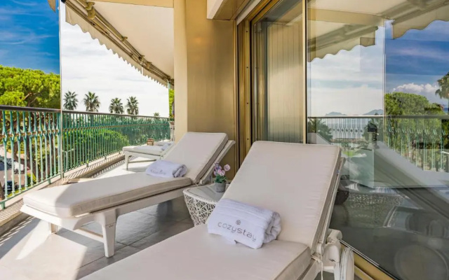 Brand new two bedrooms on the Croisette
