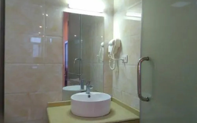 Shunxin Hotel