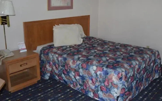 Colonial Inn