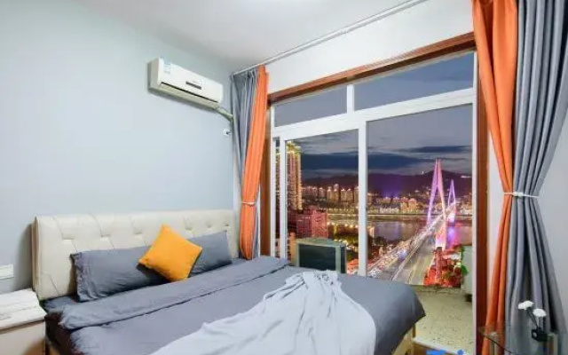 Jin Xiangyu Serviced Apartment (Chongqing Jiefangbei Area Hong Ya Dong)