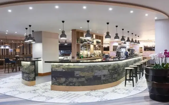 The Luxury Central Cardiff Signature Hotel By Belvilla