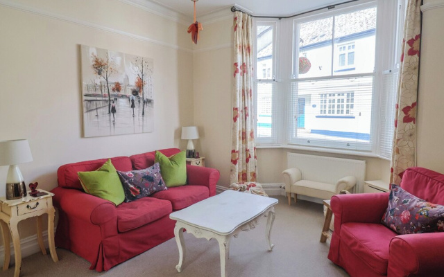 Apartment 1, Durham House