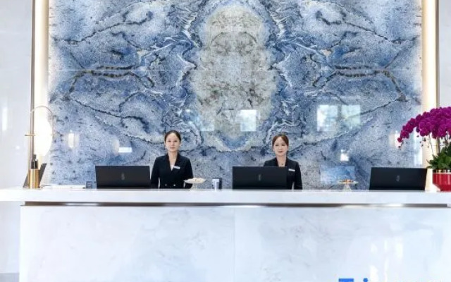 Yunlu Elegant Residence Hotel (Hohhot East Railway Station / Inner Mongolia Museum)