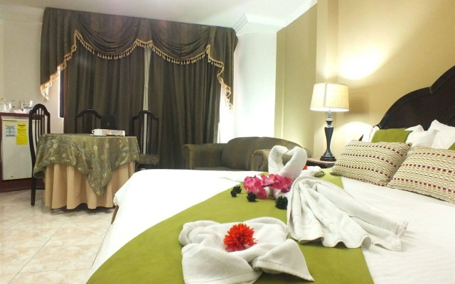 Hotel Puerta del Sol