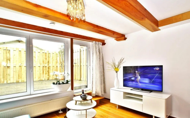 Luxury Apartments Delft V History Written