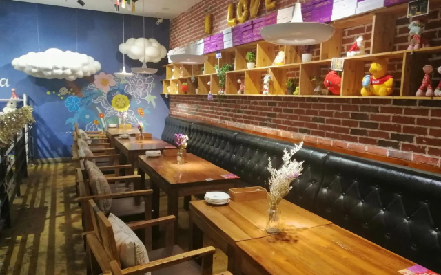Dongbao Hotel