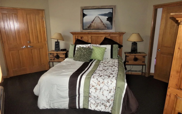 BBCS Black Bear Lodge Deluxe 2Bed 2Bath