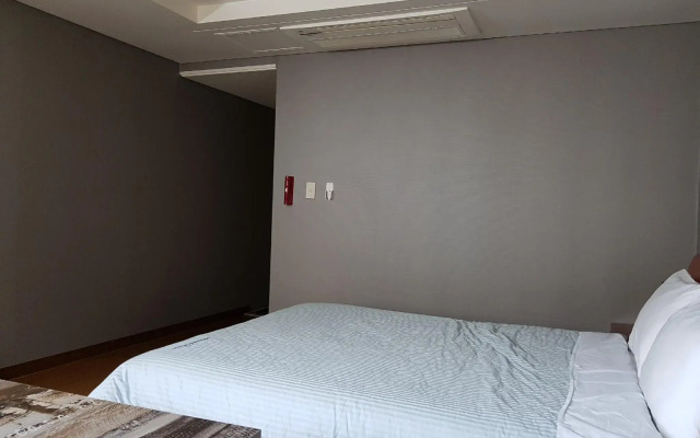 Sungsanpo Sky Hotel