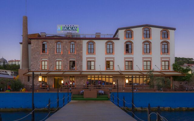 Bacacan Otel Турция, Айвалык - отзывы, цены и фото номеров - забронировать отель Bacacan Otel онлайн вид на фасад