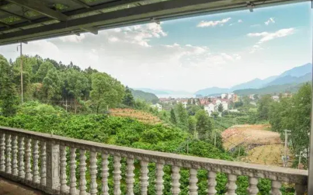 TOWO Holiday Homestay (Yongxiu Xihai)