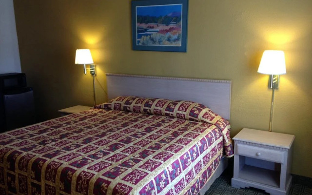 Grizzly Inn Motel