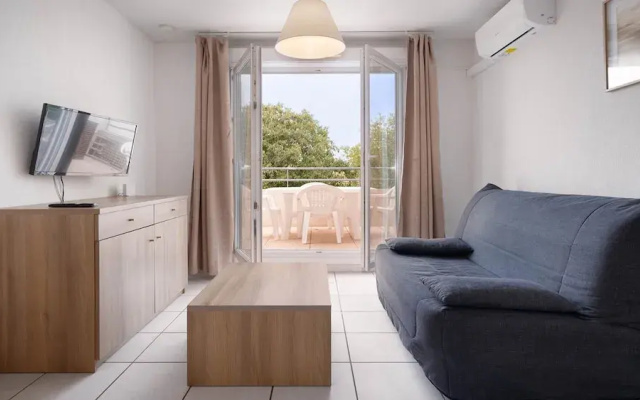 Coastal Comfort for Four