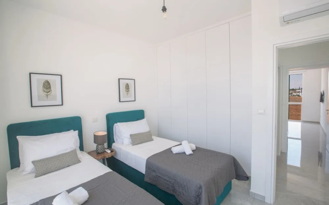 4 Bedroom Villa in Protaras Center - Protaras Vie Bleu Villa Vb3