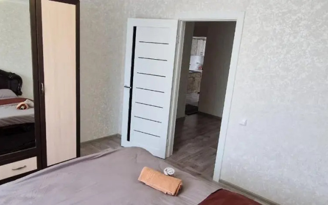 Свежая 2х комнатная квартира Центральный 47