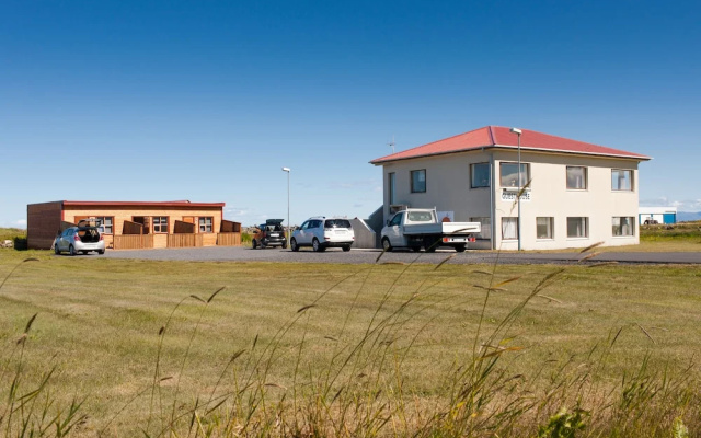 Guesthouse Gardur