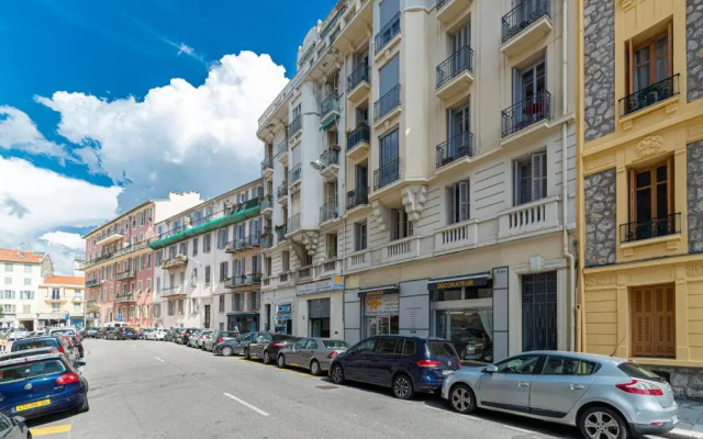 Cosy 2 Bdrs-Terrace near GaribaldiVieux NicePort
