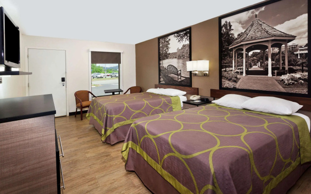 Super 8 by Wyndham Ringgold/Chattanooga Area