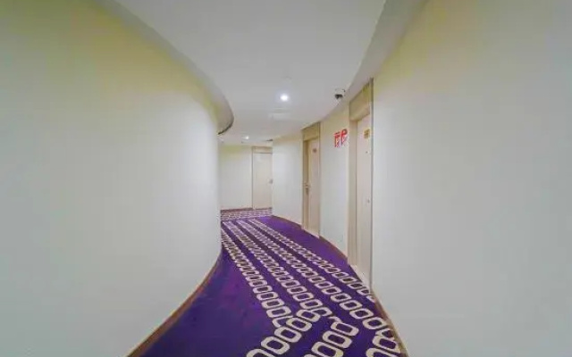 Pod Inn Hotel (Shanghai Jinshan Bailian City Beach)