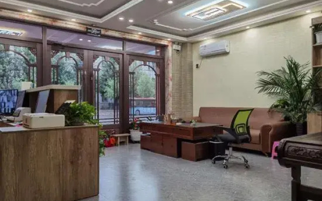 Xinlongmen Inn
