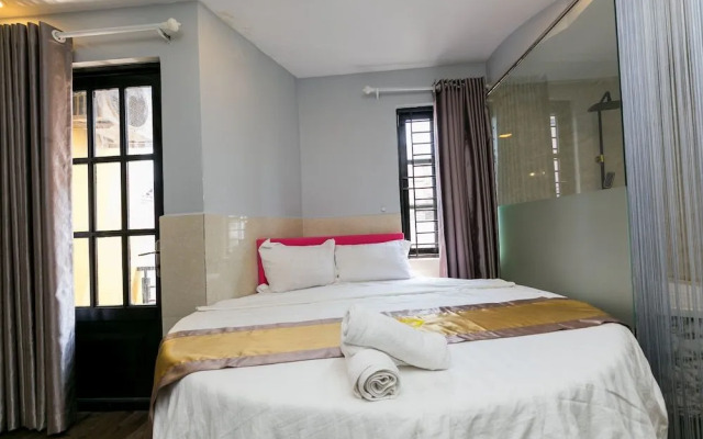 Oyo 986 Lucy Hotel