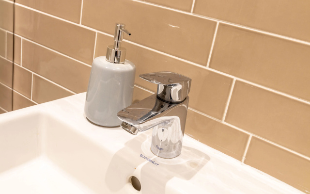 Chic Interior Designed Apartment -NEC/BHX/Solihull