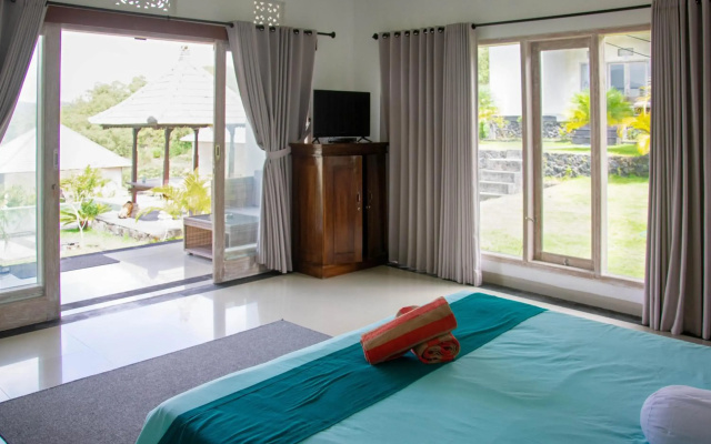 Batur Green Hill
