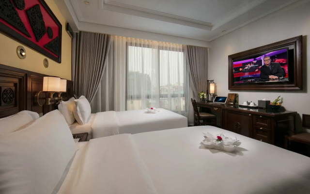 Lucien Hanoi Lakeside Hotel & Rooftop