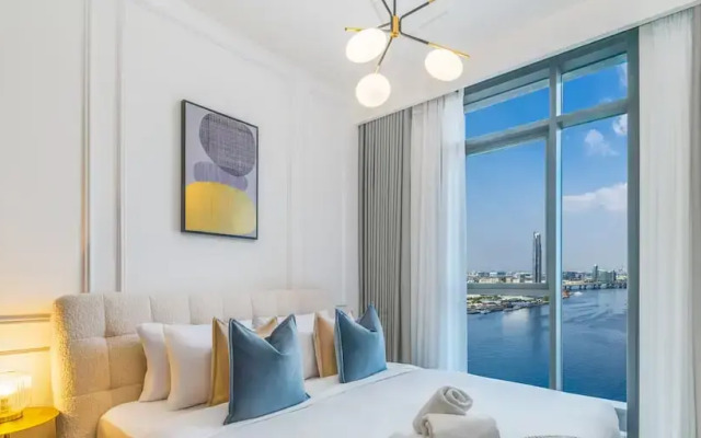 LUX  The Dubai Creek Edge Suite