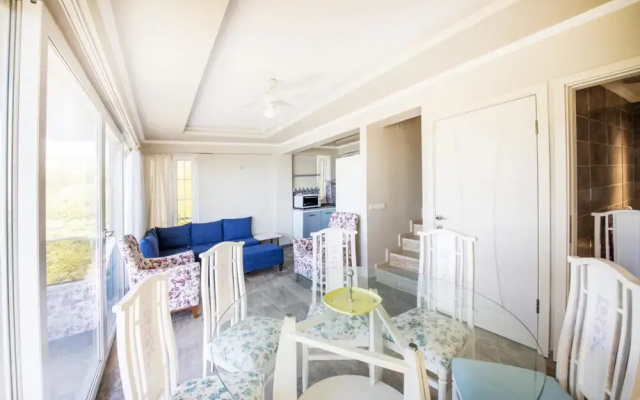 Villa With Sea View and Terrace in Milas Bodrum