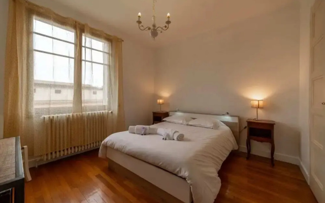 Bonlieu Private apartment