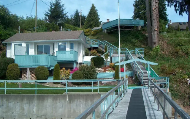 Seascape Inn