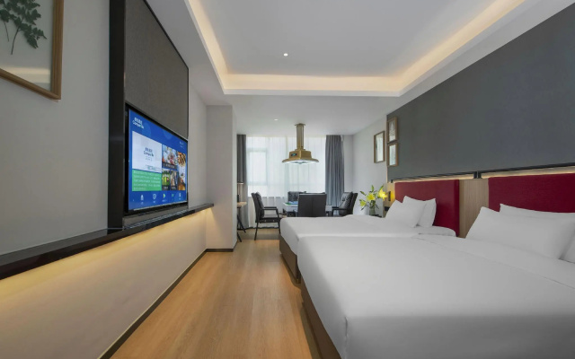 Campanile Hotel (Shenzhen Guanlan Golf Store)