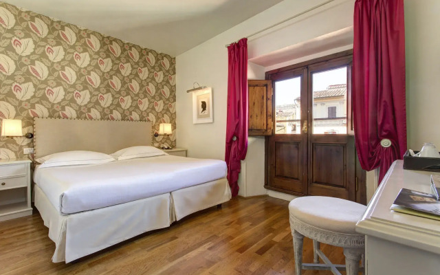 Отель Grand Hotel Cavour