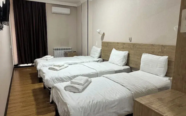 Arg Hotel