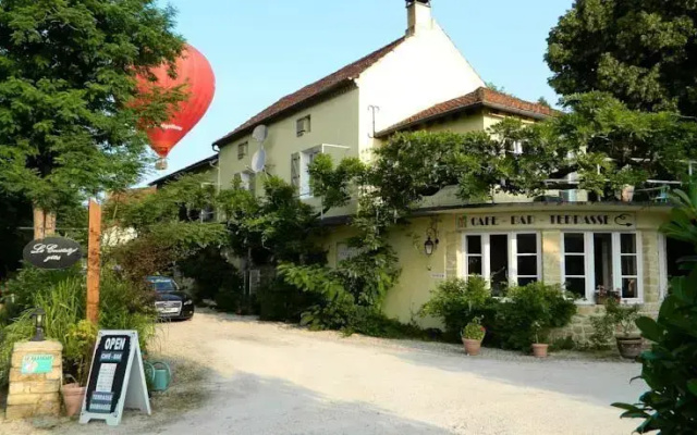 hotelImage
