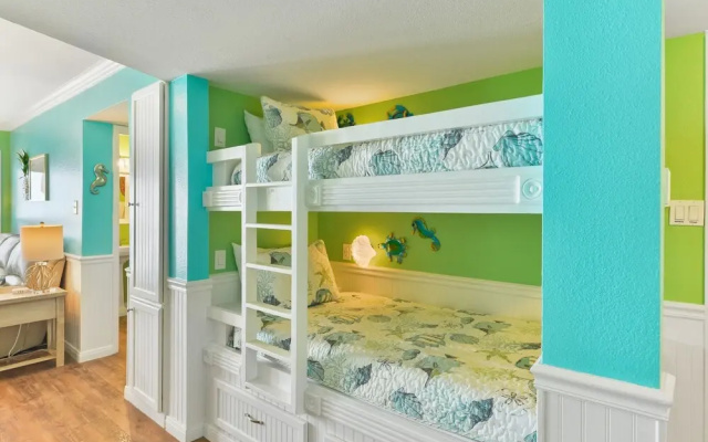 Seascape 1313 2 Bedroom Condo