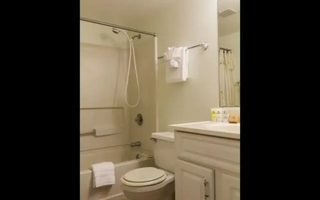 Pacific Shores B312 - Two Bedroom Condo