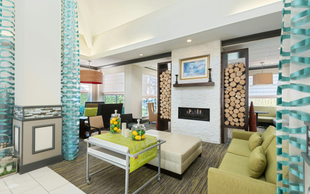 Hilton Garden Inn Westbury