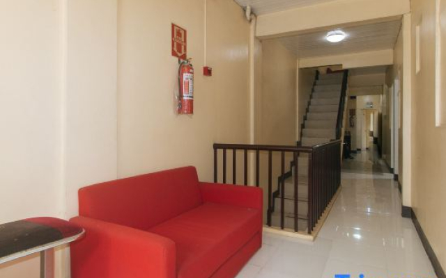 J and T Jamich Suites by RedDoorz