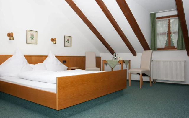 Landhotel zum Raben
