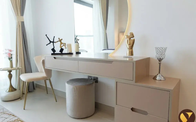 Vogue | Jeewar By Badr JVC near Circle Mall