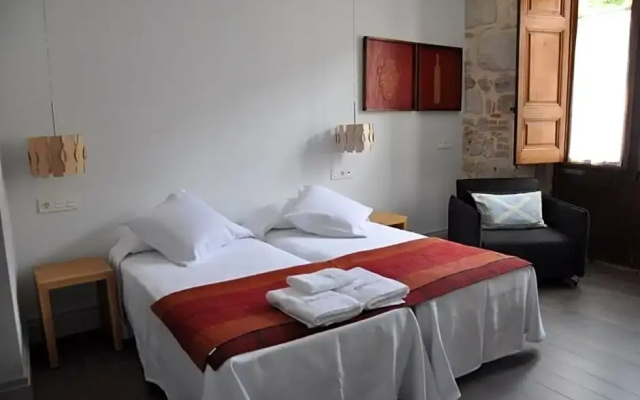 Emebed Posada