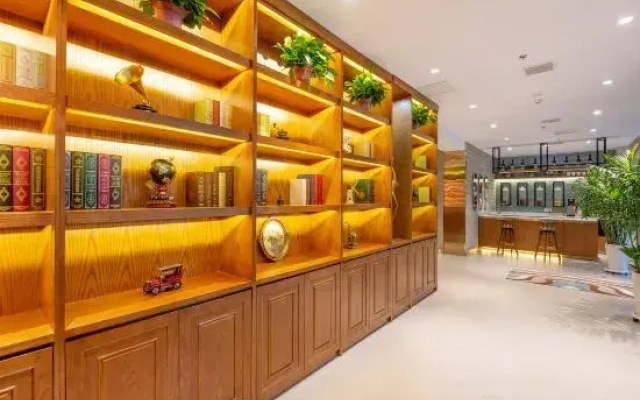 James Joyce Coffetel (Shijiazhuang Luquan Xiangyang Street)