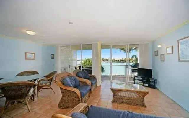 Riverside Apartments